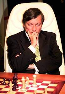 Anatoly Karpov threatens again to sue FIDE